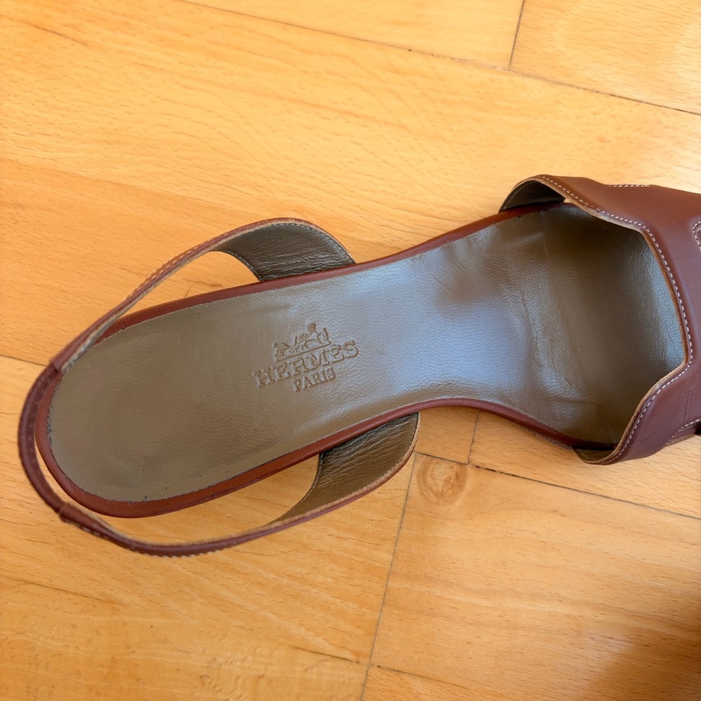 36.5 Hermes Brown Women's kitten heel sling back - Picture 4 of 7